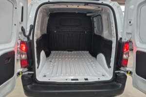 lieferwagen_und_transporter_-_e-doblo_kaw__l1_50_kwh_easy_pro_-_fiat_256838.jpg