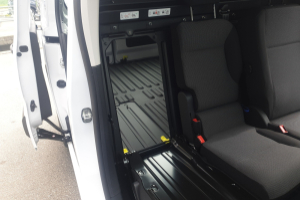 lieferwagen_und_transporter_-_e-doblo_l1_50kwh_swiss_plus_-_fiat_216350.jpg