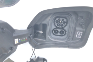 lieferwagen_und_transporter_-_e-scudo_kaw__l2_75_kwh_easy_pro_-_fiat_252440.jpg