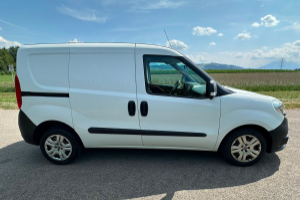 lieferwagen_und_transporter_-_fiat_dobl___1_3_multijet_cargo_swiss_-_fiat_300468.jpg