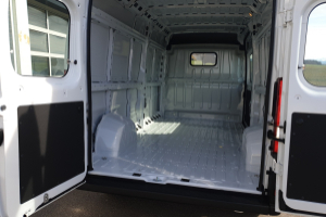 lieferwagen_und_transporter_-_fiat_ducato_295_35_kaw__4035_h2_verglast_2_2_swiss_-_fiat_146129.jpg