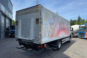 lieferwagen_und_transporter_-_fm-260_4x2_koffer_-_volvo_289956.jpg