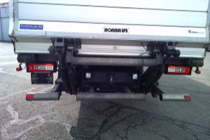 lieferwagen_und_transporter_-_fm_460_8x2_-_volvo_294363.jpg