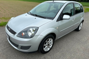 lieferwagen_und_transporter_-_ford_fiesta_1_4_16v_ghia_-_ford_293686.jpg