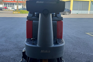 lieferwagen_und_transporter_-_hako_scrubmaster_b115r_scheuersaugmaschine__aufsitz__-_others_280165.jpg