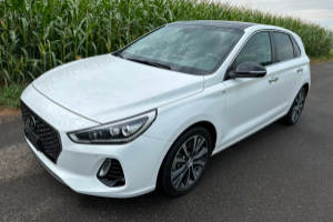 lieferwagen_und_transporter_-_hyundai_i30_1_6_crdi_launch_plus_-_hyundai_301219.jpg