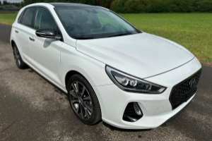 lieferwagen_und_transporter_-_hyundai_i30_1_6_crdi_launch_plus_-_hyundai_301221.jpg