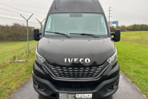 lieferwagen_und_transporter_-_iveco_33_s_14_ahk_kasten_automat_navi_xenon_-_iveco_285875.jpg