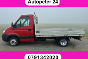 lieferwagen_und_transporter_-_iveco_35_c_12_d_gcba67a1b1_-_iveco_300511.jpg