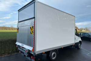 lieferwagen_und_transporter_-_iveco_35_s_18h_a8_-_iveco_284083.jpg
