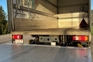 lieferwagen_und_transporter_-_iveco_ml_100_e22_-_iveco_220612.jpg