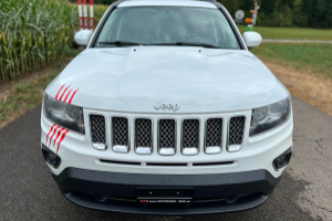 lieferwagen_und_transporter_-_jeep_compass_2_4_limited_automatic_-_jeep_308108.jpg