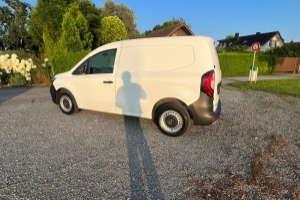 lieferwagen_und_transporter_-_kangoo_van_1_3tce_open_sesame_130pf_extra_-_renault_205863.jpg