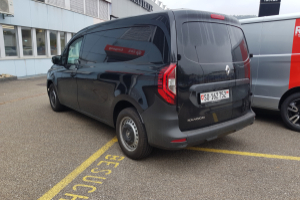 lieferwagen_und_transporter_-_kangoo_van_ec45_l2_11kw_advance_-_renault_158921.jpg