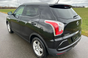 lieferwagen_und_transporter_-_kgm-ssangyong_tivoli_1_6_exdi_crystal_4wd_automatic_-_others_293803.jpg