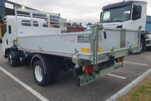 lieferwagen_und_transporter_-_m21_t_gen__3_-_isuzu_295295.jpg
