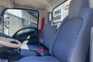 lieferwagen_und_transporter_-_m21_tt_f_fixe_bruecke_1300kg_nutzlast_-_isuzu_245267.jpg