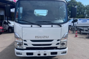 lieferwagen_und_transporter_-_m21_tt_f_fixe_bruecke_1300kg_nutzlast_-_isuzu_245280.jpg