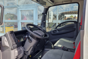 lieferwagen_und_transporter_-_m27_e_-_isuzu_244351.jpg