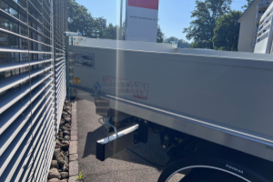 lieferwagen_und_transporter_-_m27_e_generation_2__kipper_titan__-_isuzu_245370.jpg