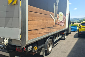 lieferwagen_und_transporter_-_master_165_45_35_sattelschlepper_-_renault_299330.jpg