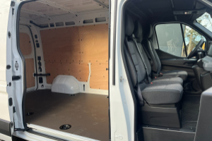 lieferwagen_und_transporter_-_master_4___l2h2_-_renault_249944.jpg