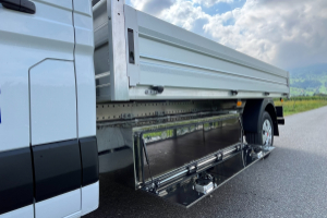 lieferwagen_und_transporter_-_master_e-tech_-_renault_249930.jpg