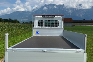lieferwagen_und_transporter_-_master_e-tech_-_renault_249932.jpg