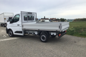 lieferwagen_und_transporter_-_master_l2_h1_2_0_blue_dci150___euro_6__feste_alubruecke_-_renault_307884.jpg