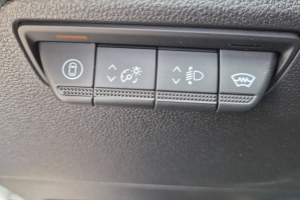 lieferwagen_und_transporter_-_master_red_e-tech_35_ev_87kwh_l2h1_-_renault_252344.jpg