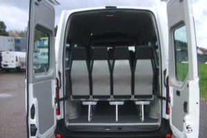 lieferwagen_und_transporter_-_master_schulbus_23-plaetzer__145ps__l3_h2__euro_6_-_renault_176603.jpg