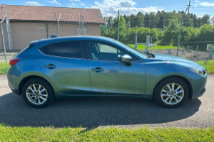 lieferwagen_und_transporter_-_mazda_3_2_0_16v_revolution_-_mazda_293457.jpg