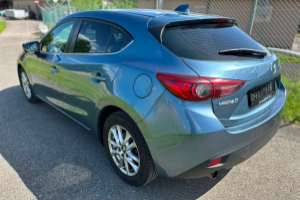 lieferwagen_und_transporter_-_mazda_3_2_0_16v_revolution_-_mazda_293459.jpg
