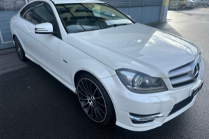 lieferwagen_und_transporter_-_mercedes-benz_c_220_cdi_amg_line_coupe_7g-tronic_white_edition1_-_mercedes_255762.jpg