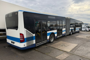 lieferwagen_und_transporter_-_mercedes-benz_o_530_g_-_mercedes_300584.jpg