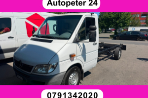 lieferwagen_und_transporter_-_mercedes-benz_sprinter_313_cdi_-_mercedes_300487.jpg
