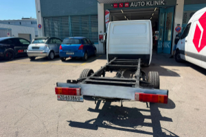 lieferwagen_und_transporter_-_mercedes-benz_sprinter_313_cdi_-_mercedes_300492.jpg