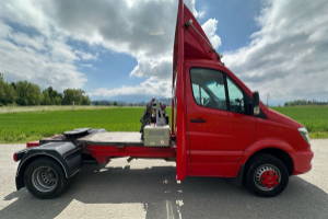 lieferwagen_und_transporter_-_mercedes-benz_sprinter_519_cdi_standard_-_mercedes_255866.jpg