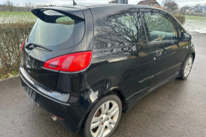 lieferwagen_und_transporter_-_mitsubishi_colt_1_5_16v_turbo_-_mitsubishi_255740.jpg