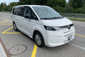 lieferwagen_und_transporter_-_multivan_1_5_ehybrid_life_lang_4motion_dsg_-_vw_305600.jpg