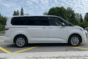 lieferwagen_und_transporter_-_multivan_1_5_ehybrid_life_lang_4motion_dsg_-_vw_305601.jpg