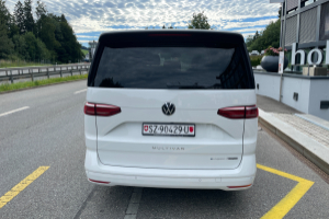 lieferwagen_und_transporter_-_multivan_1_5_ehybrid_life_lang_4motion_dsg_-_vw_305603.jpg