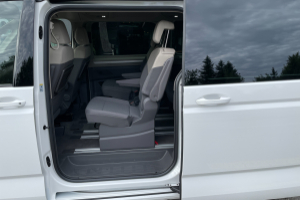 lieferwagen_und_transporter_-_multivan_1_5_ehybrid_life_lang_4motion_dsg_-_vw_305617.jpg