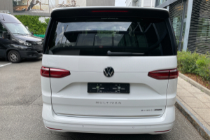 lieferwagen_und_transporter_-_multivan_1_5_ehybrid_style_4motion_dsg_-_vw_305625.jpg
