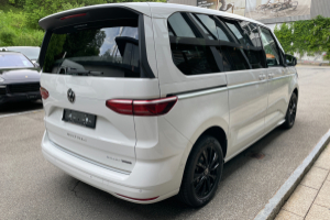 lieferwagen_und_transporter_-_multivan_1_5_ehybrid_style_4motion_dsg_-_vw_305626.jpg