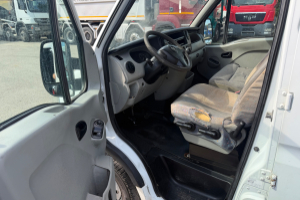 lieferwagen_und_transporter_-_opel_movano_25tdh__-_opel_293649.jpg