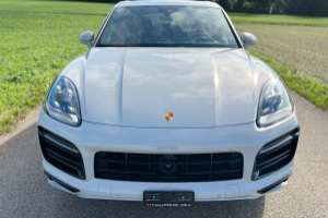 lieferwagen_und_transporter_-_porsche_cayenne_gts_-_others_300202.jpg