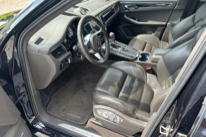 lieferwagen_und_transporter_-_porsche_macan_3_6_v6_turbo__-_others_250232.jpg