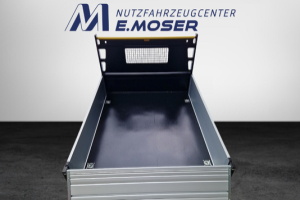 lieferwagen_und_transporter_-_porter_npe_mit_rueckwaertskipper_-_piaggio_289057.jpg