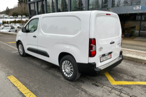 lieferwagen_und_transporter_-_proace_city_van_ev_50_kwh_advanced_long_l2_-_toyota_246492.jpg
